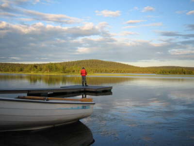 Kalastaa voi suoraan laiturilta